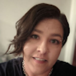 Meet your Posher, Hollie